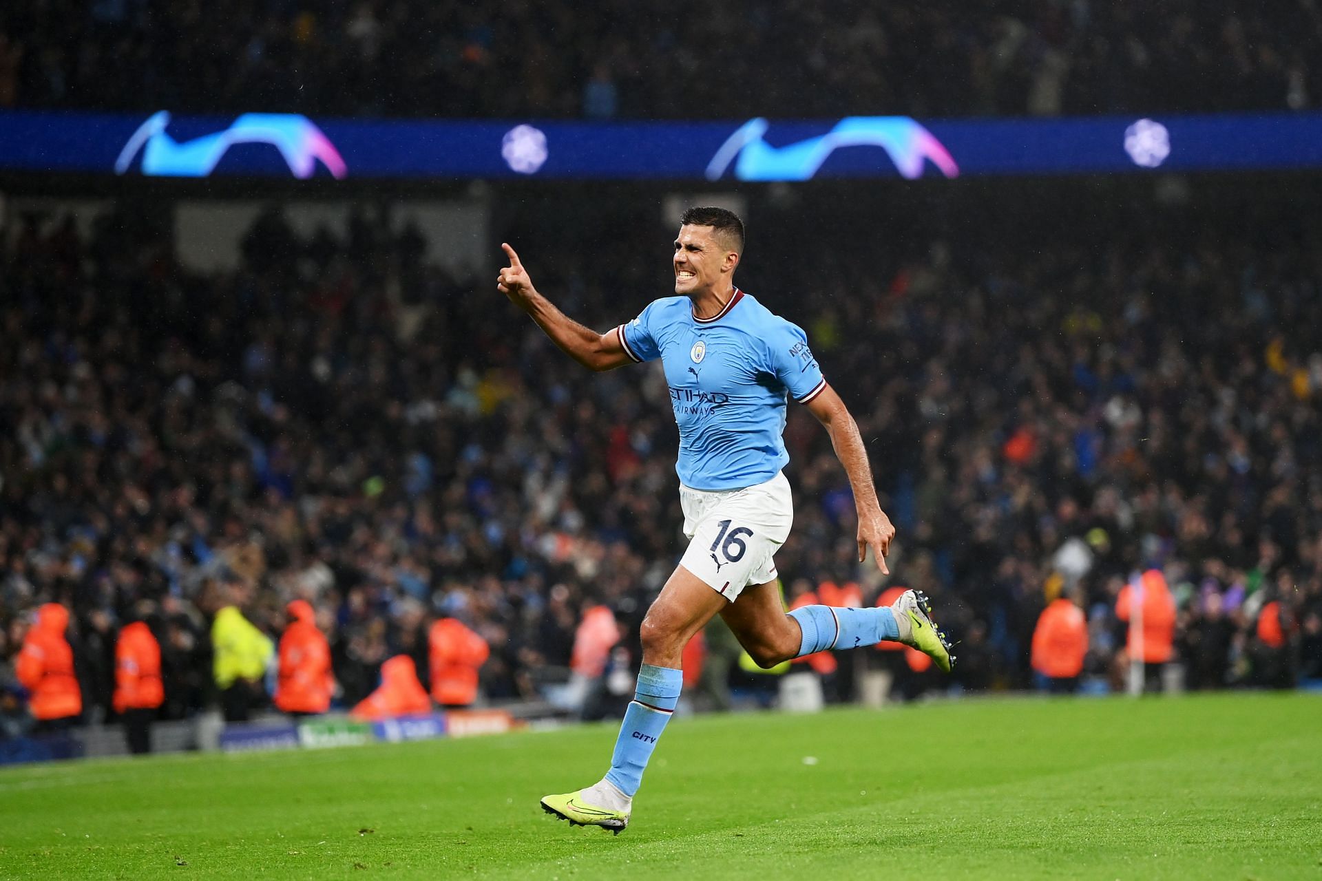 Rodri explains why he differs to Liverpool's Fabinho.
